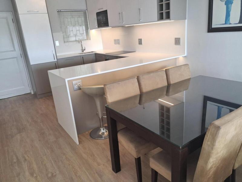 To Let 2 Bedroom Property for Rent in Vredehoek Western Cape